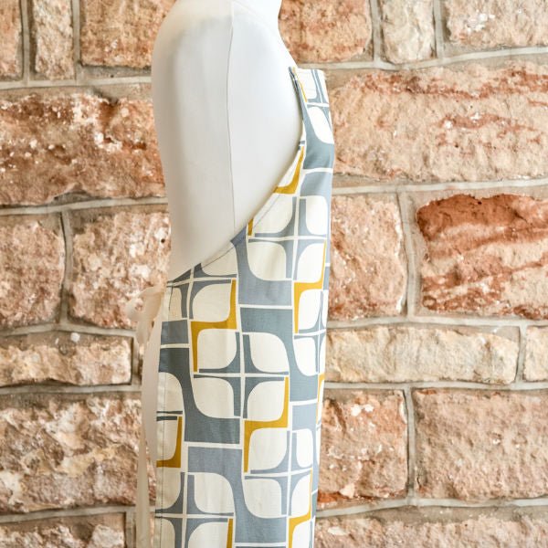 Stanton Geo Apron - geoapron - The Cotswold Knife Company