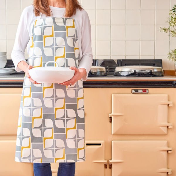 Stanton Geo Apron - geoapron - The Cotswold Knife Company