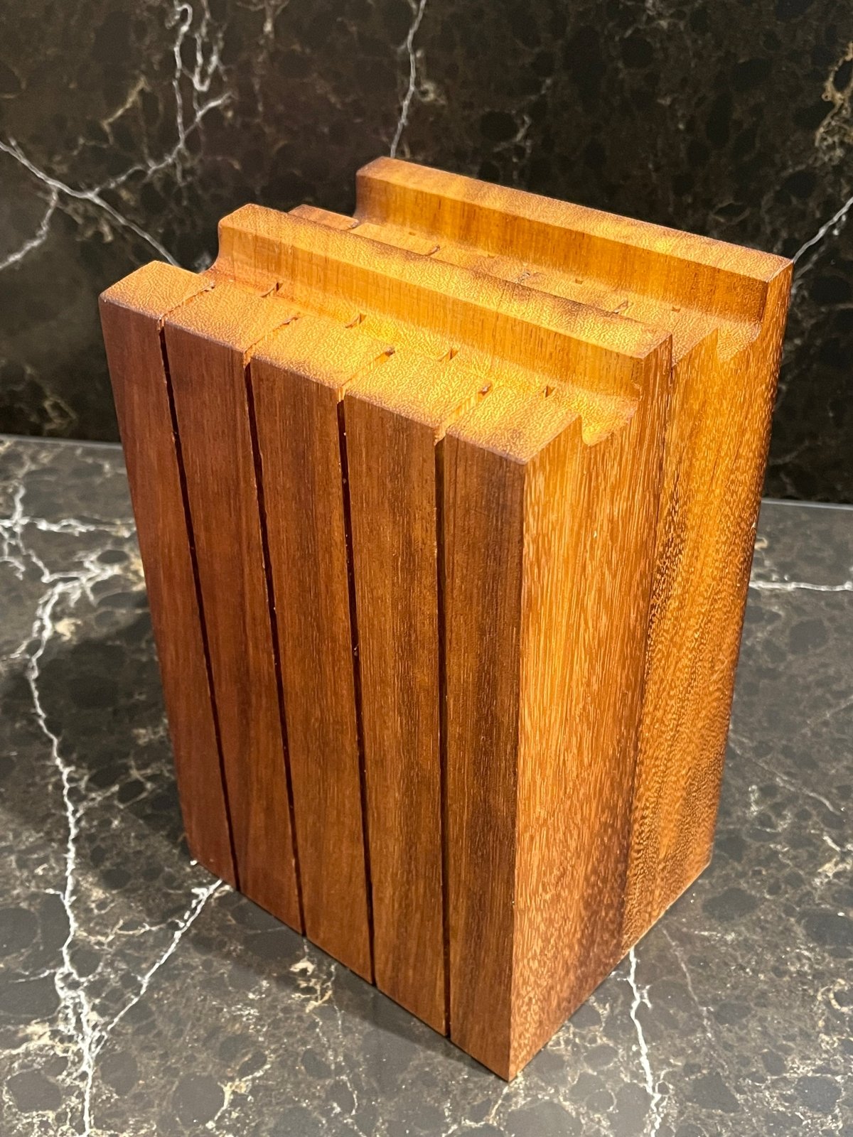 Universal Knife Storage block - Various Sizes - uniblock8 - The Cotswold Knife Company