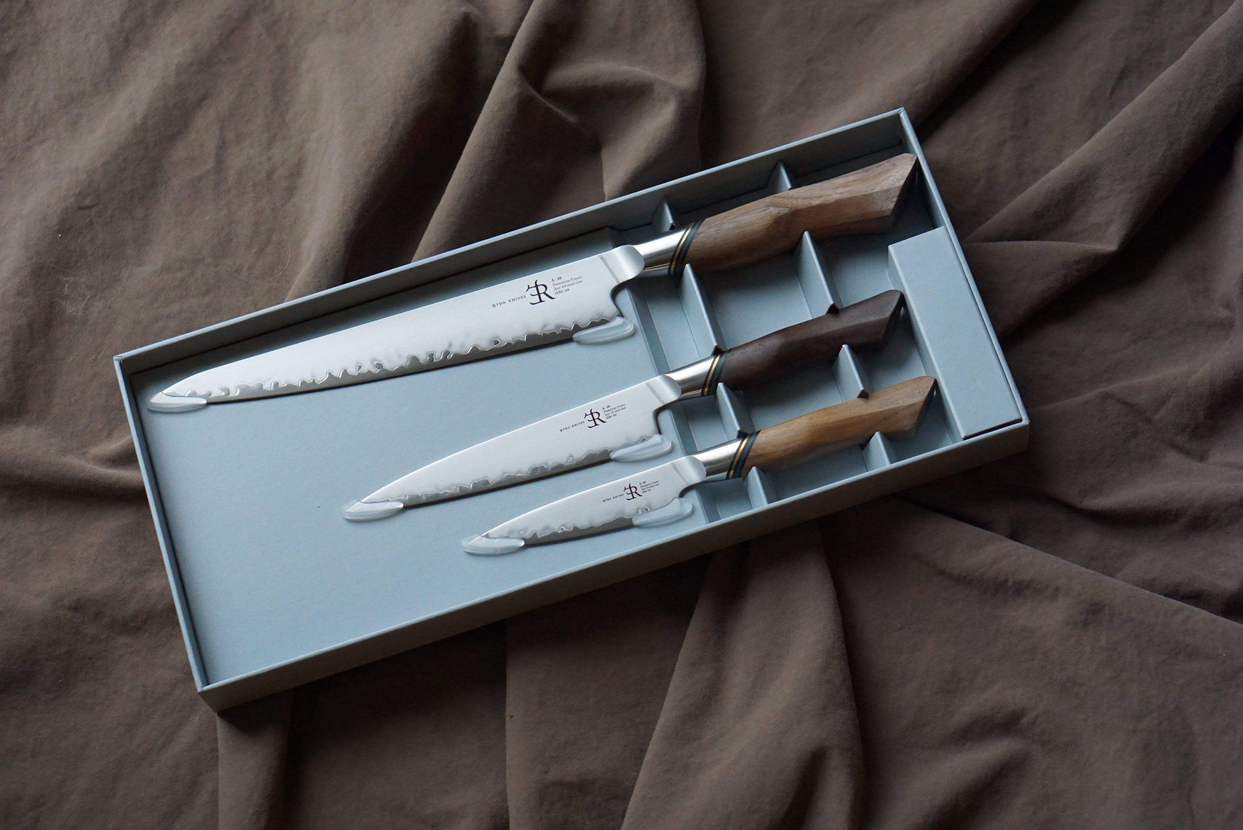 Ryda Knives A30 3 piece gift set, carving utility and paring knives.  cotswoldknifecompany.co.uk