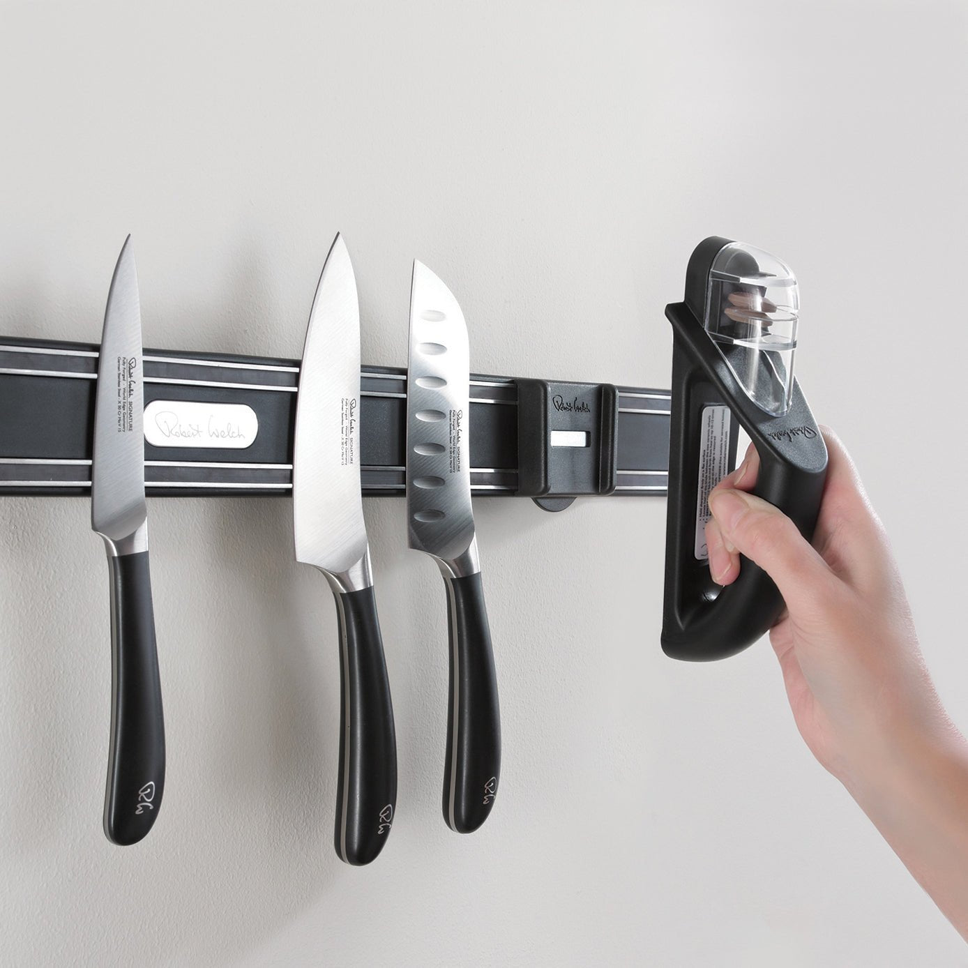 Robert Welch Signature Magnetic Knife Rack - SIGSA2111V - The Cotswold Knife Company