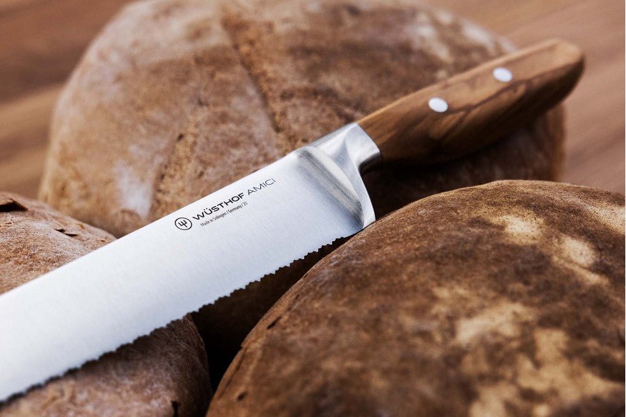 Wusthof Amici 23cm Bread Knife - WT1011301123 - The Cotswold Knife Company