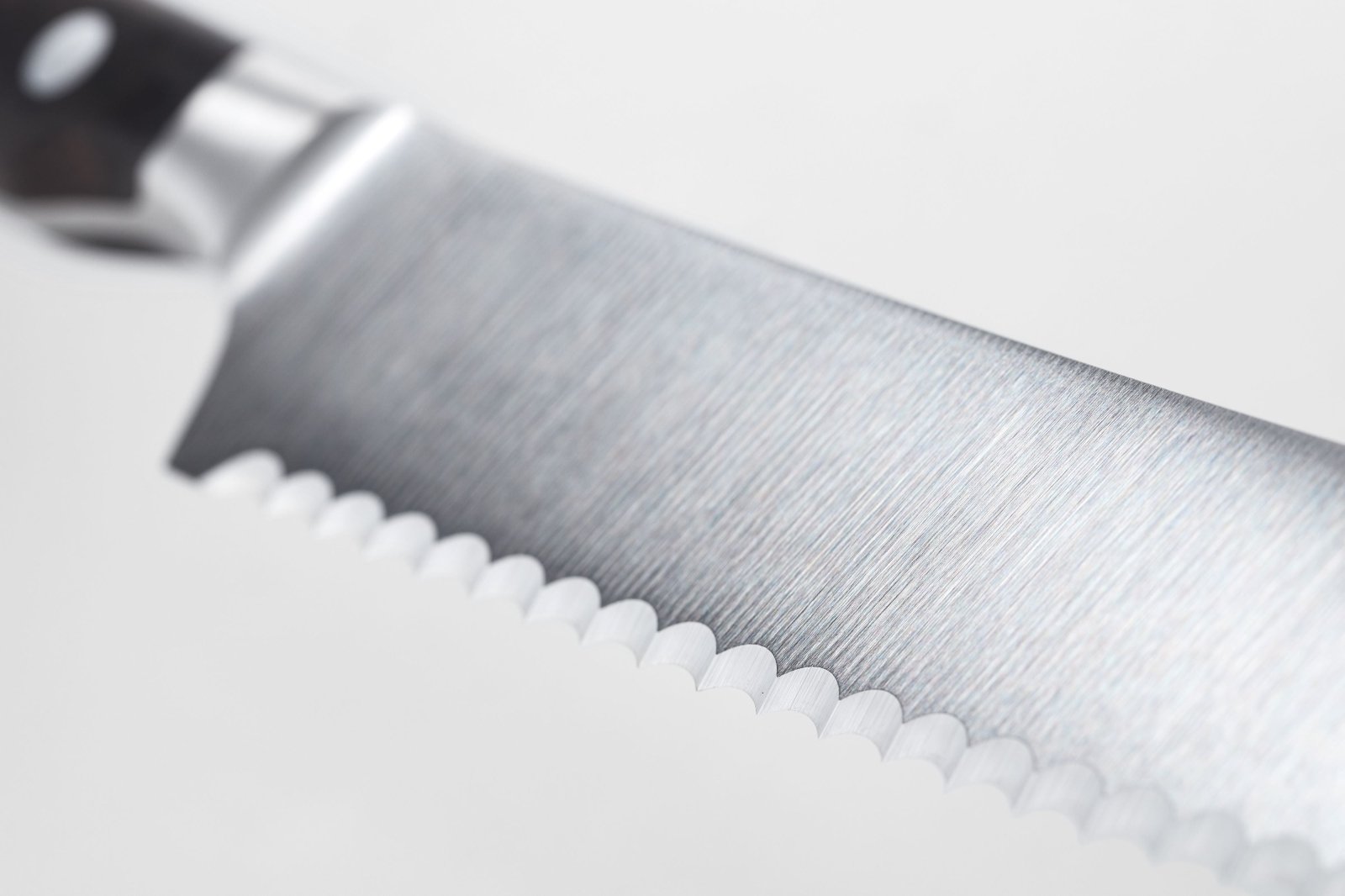 Wusthof IKON 20cm Bread Knife - WT1010531020 - The Cotswold Knife Company