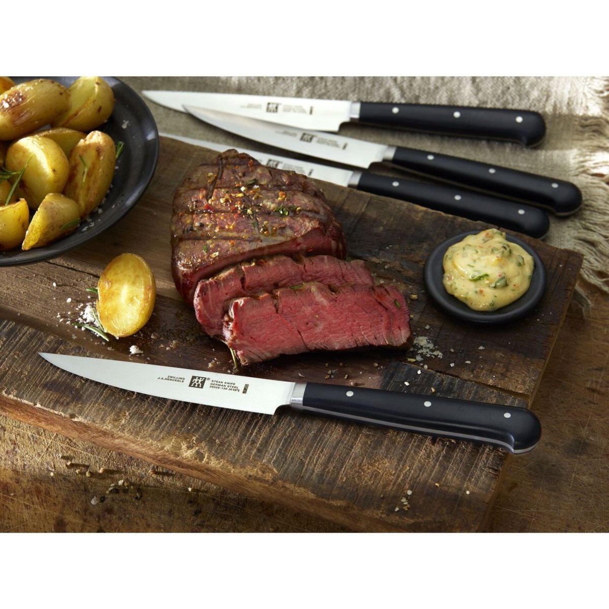 ZWILLING® 4 Piece Steak Set - 390290040 - The Cotswold Knife Company